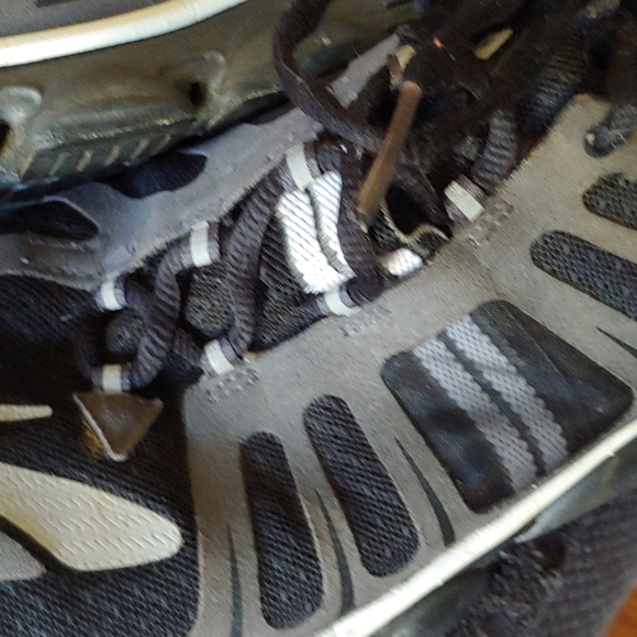 Like New Brooks PureFlow sneaker mens sz. 9.5M - Picture 9 of 14